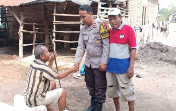 Kebersamaan Polri dan Masyarakat Bhabinkamtibmas Polsek Bolo Gotong Royong Bersama Warga Binaan