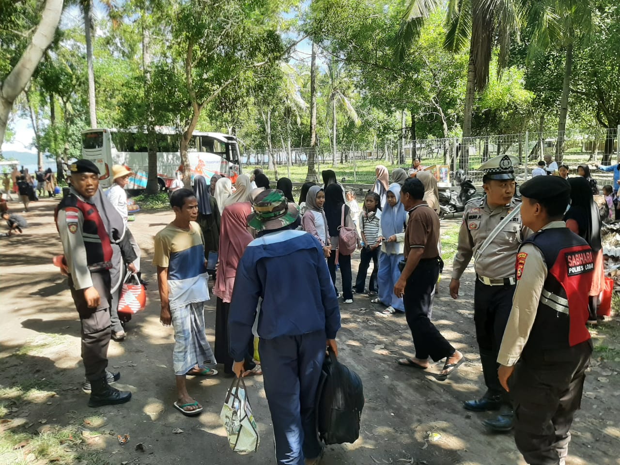 Hadirnya Polisi Tingkatkan Rasa Aman Wisatawan di Sekotong