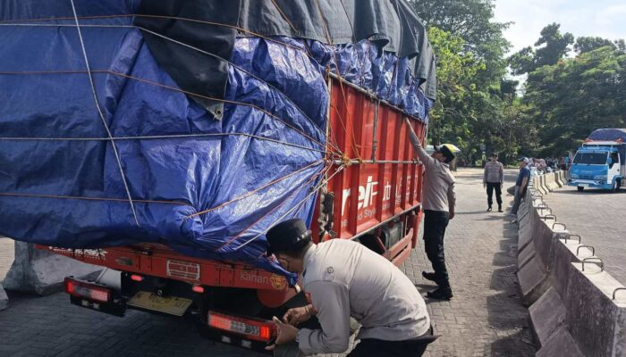 Arus Mudik Aman, Polsek Lembar Intensifkan Pengawasan Kapal