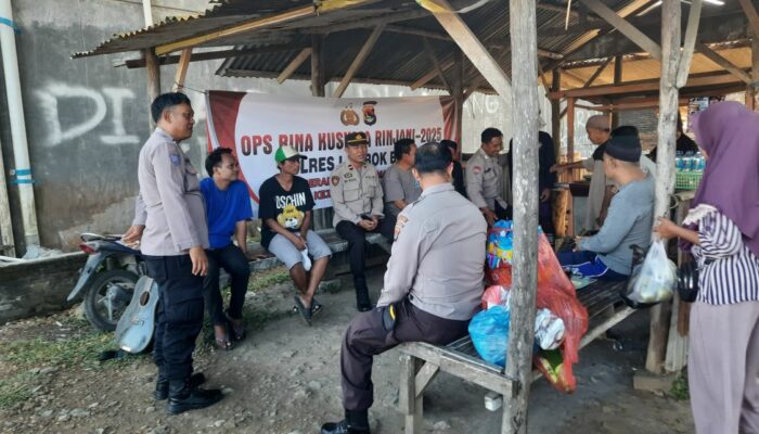 Polisi Hadir di Pasar Segenter, Edukasi Warga Jaga Ketertiban