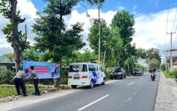 Polres Lombok Barat Gencarkan Imbauan di Gerung: Helm Wajib, Anak Jangan Berkendara!