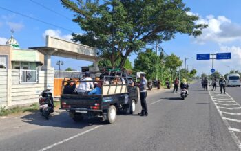 Polres Lombok Barat Gencarkan Operasi Patuh Rinjani 2025, 70 Pelanggar Ditilang di Bypass BIL 2