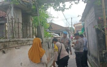 Bhabinkamtibmas Desa Ombe Baru Ajak Warga Wujudkan Kemandirian Pangan dari Pekarangan