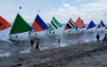 Lomba Perahu Layar di Desa Lembar Selatan, Promosi Wisata dan Silaturahmi Warga