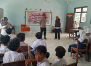 Polsek Sekotong Bangun Karakter Siswa SMPN SATAP 4 Lewat Edukasi Hukum dan Etika