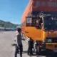 Polsek Kawasan Pelabuhan Lembar Jaga Ketertiban Bongkaran Kapal dari Jangkar