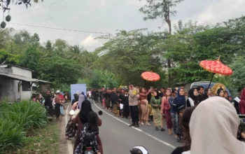 Kapolsek Sekotong Tegaskan Komitmen Lindungi Tradisi Lokal
