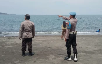 Antisipasi 3C, Polsek Lembar Gencarkan Patroli Wisata Pantai Cemare